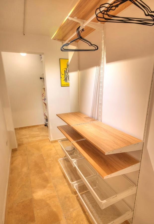 Gunlayer Maisonette Floriana Eksteriør billede