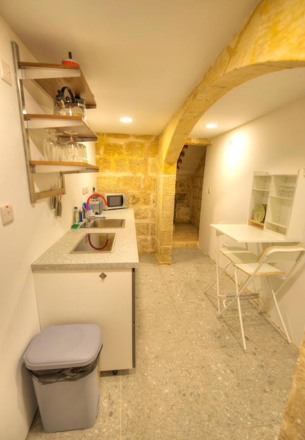 Gunlayer Maisonette Floriana Eksteriør billede