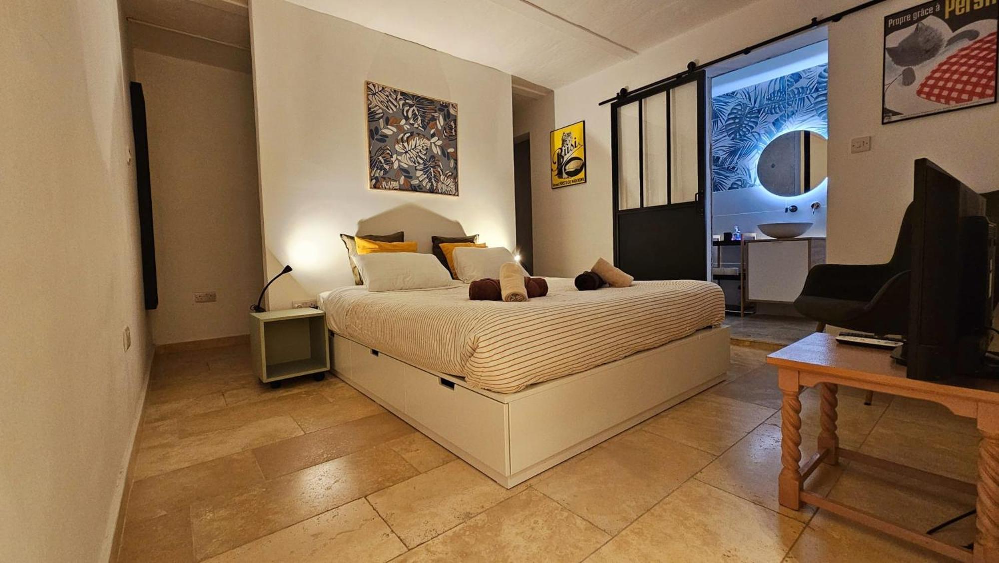Gunlayer Maisonette Floriana Eksteriør billede